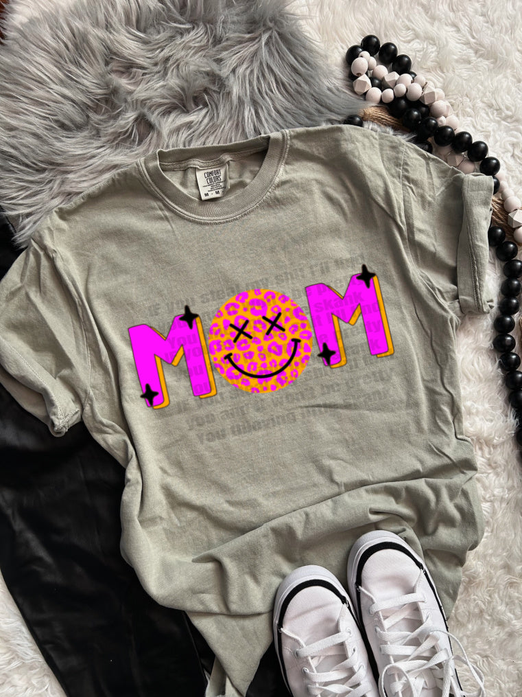 Mom x Neon