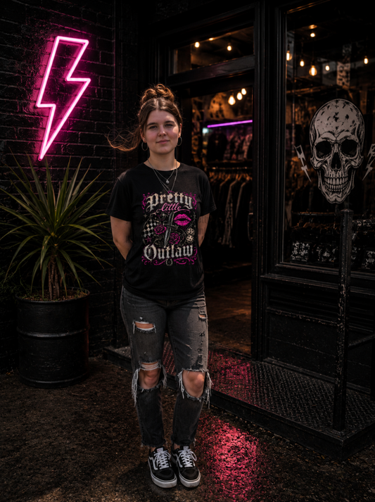 Pretty Little Outlaw